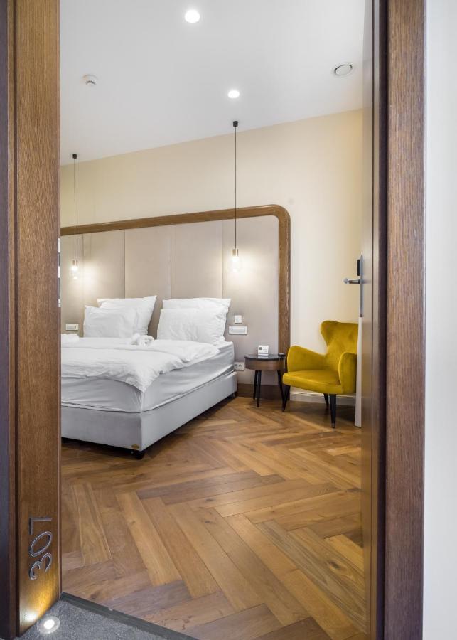 Budapest Eye- Boutique Suites, By Bqa Exterior photo