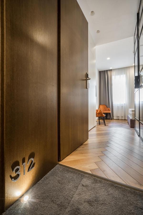 Budapest Eye- Boutique Suites, By Bqa Exterior photo